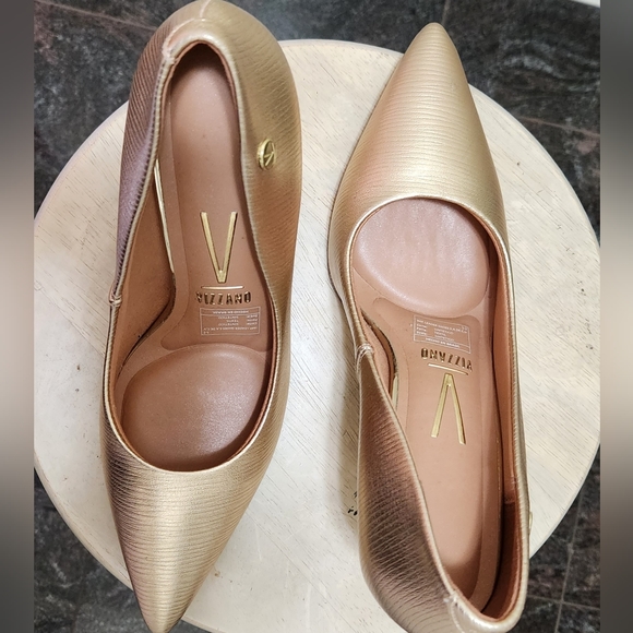 Stilettos Vizzano, size 8 USA. - Picture 4 of 4